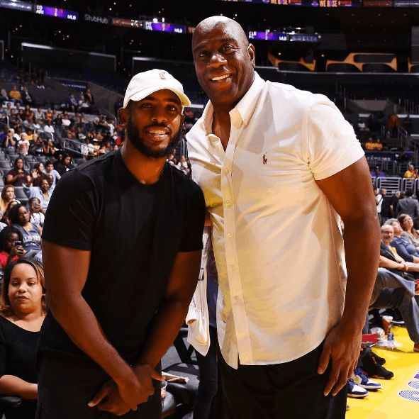 在中等音量 在中等音量